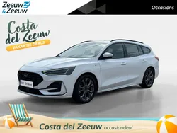 Frozen white (licht wit) Gebruikt 2023 Ford Focus ST-Line Stationwagen | € 23.740 (Eerlijke prijs)