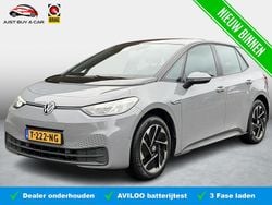 Grijs Gebruikt 2023 VW ID.3 Pro Hatchback | € 21.900 (Goede deal)
