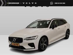 Wit Gebruikt 2020 Volvo V60 R-Design Stationwagen | € 27.399 (Eerlijke prijs)