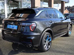 Zwart Gebruikt 2022 Lynk & Co 01 SUV | € 25.885 (Goede deal)