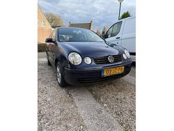 Blauw Gebruikt 2002 VW Polo Hatchback | € 1.100 (Duur)