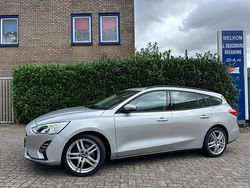Grijs Gebruikt 2019 Ford Focus Stationwagen | € 12.999 (Eerlijke prijs)