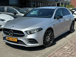 Grijs, metallic lak Gebruikt 2021 Mercedes A250 Business Hatchback | € 22.950 (Super prijs)