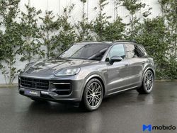 Grijs, metallic lak Gebruikt 2024 Porsche Cayenne SUV | € 109.740 (Super prijs)