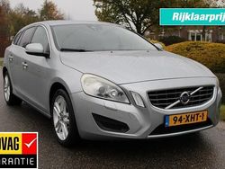 Grijs Gebruikt 2012 Volvo V60 Momentum Stationwagen | € 7.900 (Eerlijke prijs)