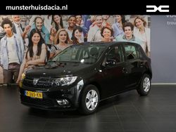 Zwart Gebruikt 2021 Dacia Sandero Comfort Hatchback | € 11.245 (Goede deal)