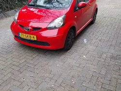 Rood Gebruikt 2008 Toyota Aygo Hatchback | € 1.800 (Eerlijke prijs)
