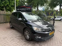 Zwart Gebruikt 2015 VW Touran Highline MPV | € 6.890