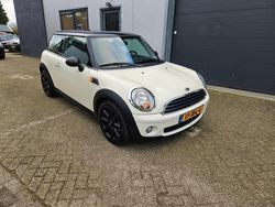 Wit Gebruikt 2009 Mini ONE Hatchback | € 3.450 (Eerlijke prijs)