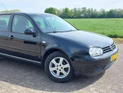 Zwart Gebruikt 2002 VW Golf IV Hatchback | € 1.599 (Eerlijke prijs)