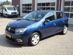 Blauw Gebruikt 2017 Dacia Sandero Lauréate Hatchback | € 8.850 (Goede deal)