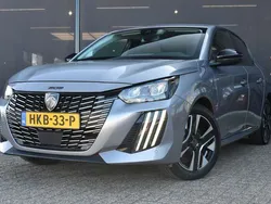 Grijs Gebruikt 2024 Peugeot 208 Allure Hatchback | € 23.900 (Eerlijke prijs)