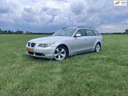 Grijs, metallic lak Gebruikt 2006 BMW 525 Executive Stationwagen | € 4.250 (Eerlijke prijs)