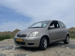 Grijs Gebruikt 2005 Toyota Yaris Terra Hatchback | € 700 (Super prijs)