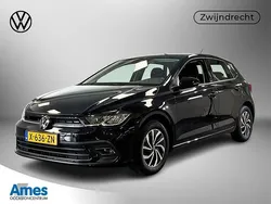 Zwart Gebruikt 2023 VW Polo Life Hatchback | € 22.995 (Eerlijke prijs)