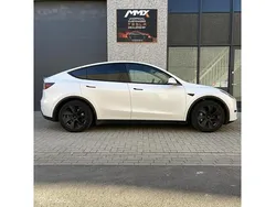 Wit Gebruikt 2024 Tesla Model Y RWD SUV | € 35.999