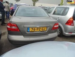 Grijs Gebruikt 2005 Volvo S40 Sedan | € 499 (Super prijs)