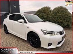 Wit Gebruikt 2012 Lexus CT200h Luxury Line Hatchback | € 9.850 (Iets duurder)