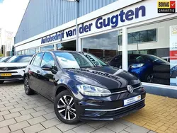 Zwart, metallic lak Gebruikt 2019 VW Golf VII Highline Hatchback | € 16.950 (Eerlijke prijs)