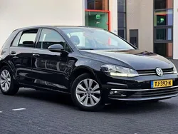 Zwart Gebruikt 2018 VW Golf VII Comfortline Hatchback | € 13.750 (Eerlijke prijs)