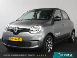 Grijs Gebruikt 2023 Renault Twingo Equilibre Hatchback | € 15.540 (Eerlijke prijs)