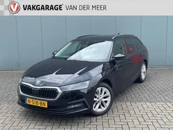 Zwart Gebruikt 2020 Skoda Octavia Stationwagen | € 19.450 (Iets duurder)