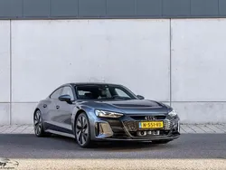Grijs Gebruikt 2022 Audi e-tron GT quattro Design Sedan | € 53.950 (Eerlijke prijs)