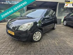 Zwart Gebruikt 2009 Renault Twingo Authentique Hatchback | € 4.999 (Duur)
