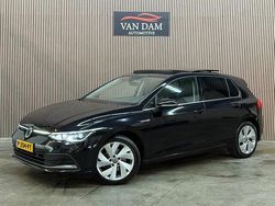 Zwart Gebruikt 2020 VW Golf VII Style Hatchback | € 23.900 (Eerlijke prijs)