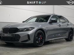 Grijs Gebruikt 2022 BMW 330e M Sport Sedan | € 43.940 (Duur)