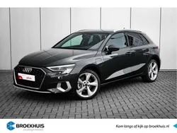 Grijs Gebruikt 2024 Audi A3 Advanced Hatchback | € 36.245 (Eerlijke prijs)