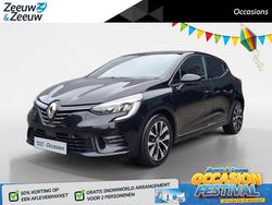 Zwart Gebruikt 2023 Renault Clio V Techno Hatchback | € 16.440 (Eerlijke prijs)