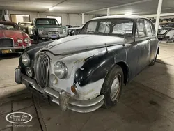 Grijs Gebruikt 1966 Jaguar MK II Sedan | € 6.000