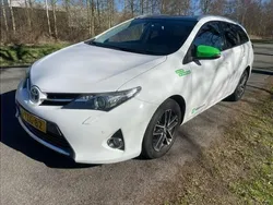 Wit Gebruikt 2014 Toyota Auris Touring Sports Stationwagen | € 6.250 (Eerlijke prijs)