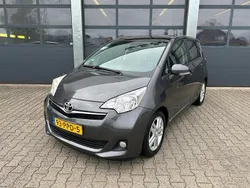 Grijs Gebruikt 2011 Toyota Verso-S MPV | € 10.830 (Duur)