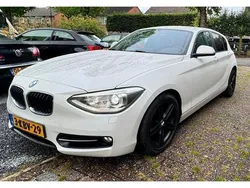 Wit Gebruikt 2013 BMW 114 Hatchback | € 123.456