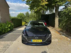 Blauw Gebruikt 2019 Mazda 3 Sedan | € 18.999 (Eerlijke prijs)