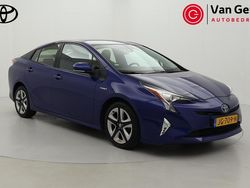 Blauw Gebruikt 2016 Toyota Prius Hatchback | € 16.499 (Eerlijke prijs)