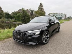 Zwart Gebruikt 2024 Audi A3 Sportback S-Line Hatchback | € 34.995 (Goede deal)