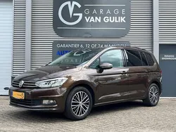 Bruin Gebruikt 2017 VW Touran MPV | € 21.995 (Eerlijke prijs)