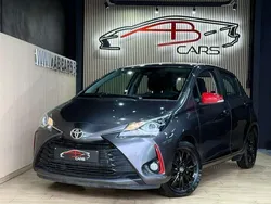 Grijs Gebruikt 2018 Toyota Yaris Sedan | € 9.990 (Goede deal)