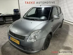Grijs, metallic lak Gebruikt 2007 Suzuki Swift Hatchback | € 1.999 (Goede deal)