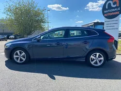 Blauw Gebruikt 2014 Volvo V40 Summum Stationwagen | € 5.499 (Eerlijke prijs)