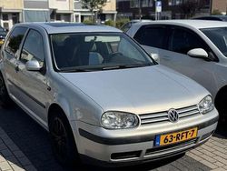 Grijs Gebruikt 2000 VW Golf IV Comfortline Hatchback | € 2.000 (Iets duurder)