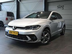 Grijs Gebruikt 2024 VW Polo R-line Hatchback | € 25.900 (Eerlijke prijs)