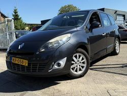 Grijs, metallic lak Gebruikt 2011 Renault Grand Scénic III Bose Edition MPV | € 2.900 (Super prijs)