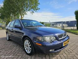 Blauw Gebruikt 2003 Volvo V40 Stationwagen | € 1.999 (Eerlijke prijs)