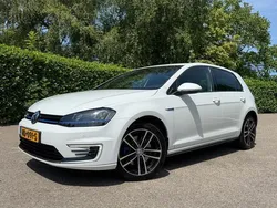 Wit Gebruikt 2016 VW Golf VII GTE Hatchback | € 15.888 (Goede deal)