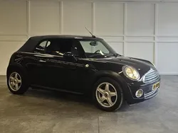 Zwart, metallic lak Gebruikt 2010 Mini Cooper Cabriolet Chili Cabriolet | € 9.250 (Iets duurder)
