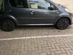 Grijs Gebruikt 2006 Citroën C1 Hatchback | € 2.000 (Eerlijke prijs)